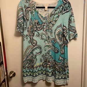 Beautiful top in excellent used condition
